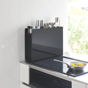 Svart uttrekkbar krydderhylle med topplate til kjøkkenbenk