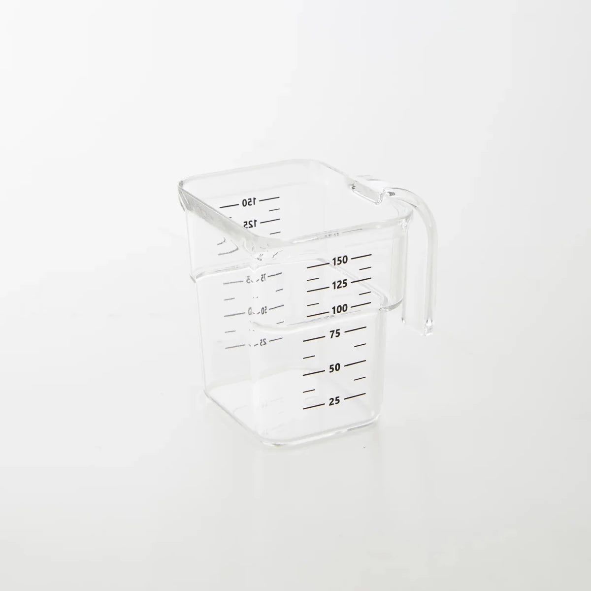 Lufttett oppbevaringsboks for dyrefôr 3,5 kg hvit - Lindas Dekor