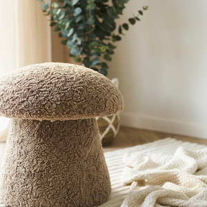 Enna puff 45 x 45 cm brukt som ekstra sitteplass i stue