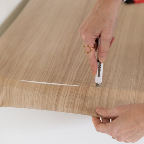 Eik treverk folie på kjøkkenfront – elegant og moderne design