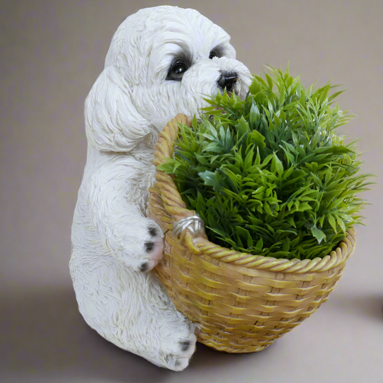 Dog With Basket potte