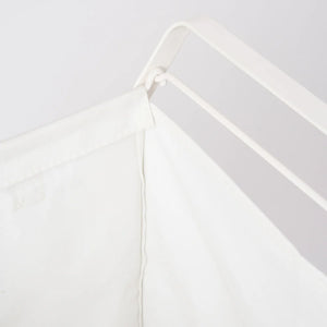 Skittentøyskurv i hvitt stål og bomull til bad og vaskerom