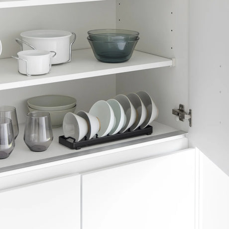 Stativ for små kjøkkenskåler i svart metall med stabil bunn