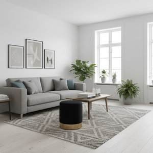 Sort puff til stue, soverom eller entré med mykt sete