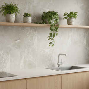 Kalk beige selvklebende fliser på kjøkkenvegg - alternativ stil