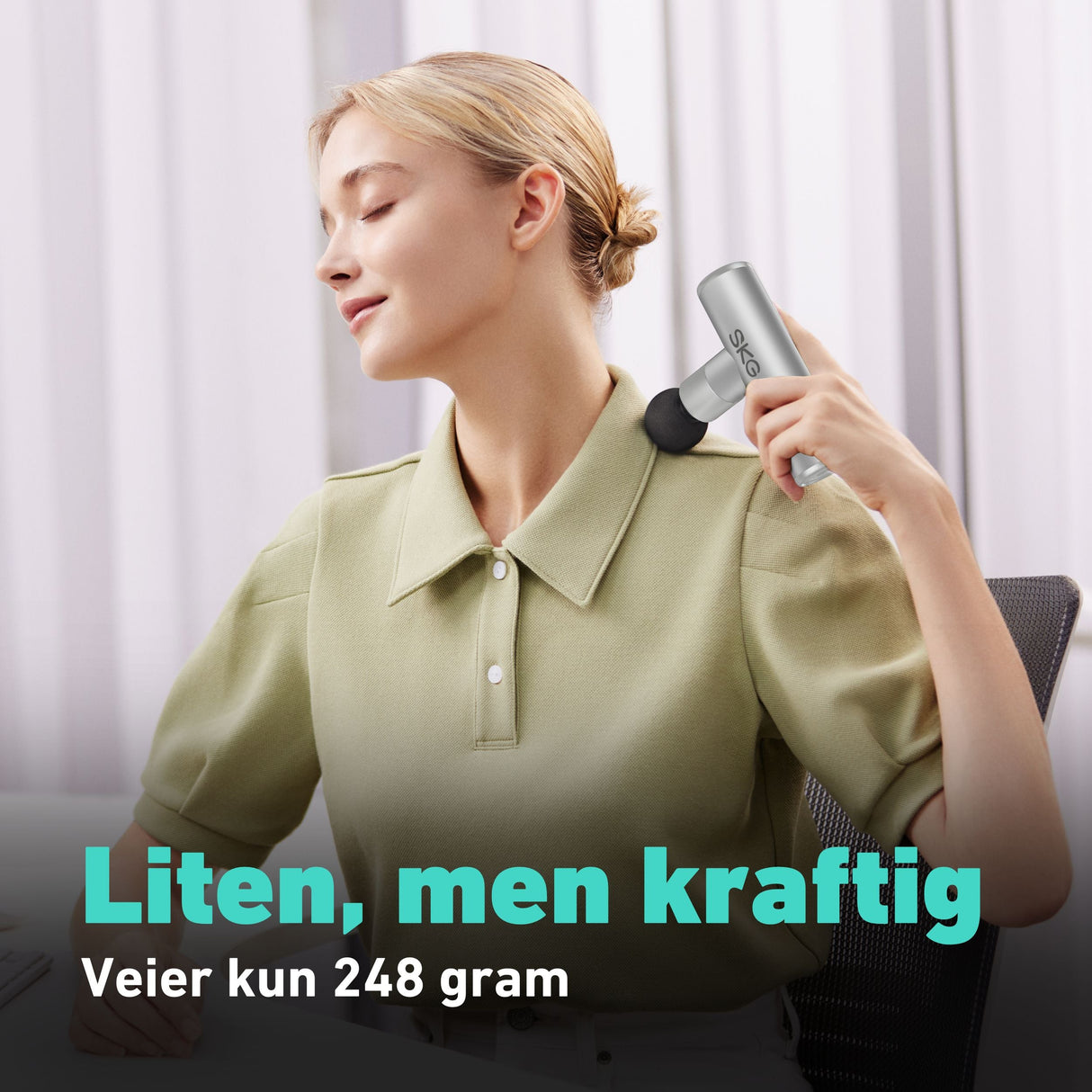 Kun 248 gram. Lettvektig massasjepistol.