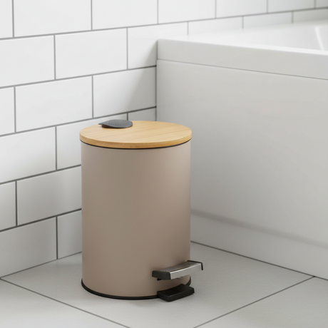 Brun pedalbøtte 3 liter i metall med bambuslokk