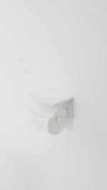 Veggmontert toalettpapirholder hvit