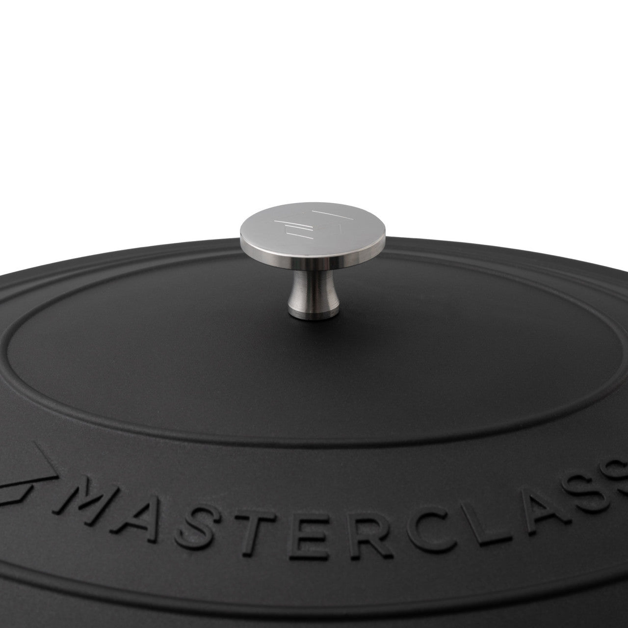 Sort oval kasserolle med selvøsende lokk til induksjon og ovn