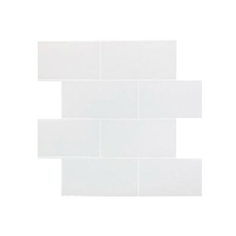 Nærbilde av Subway hvite fliser med hvite fuger – tidløs design.