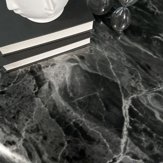 Marmor romeo svart/silver kontaktplast