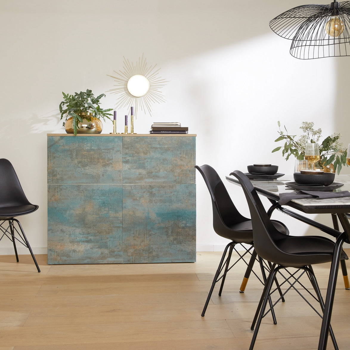 Oxide steel kontaktplast