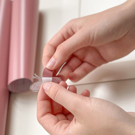 Kontaktplast matt rosa ash rose ensfarget
